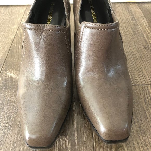 Naturalizer Yvonne Booties in Taupe - Picture 2 of 8